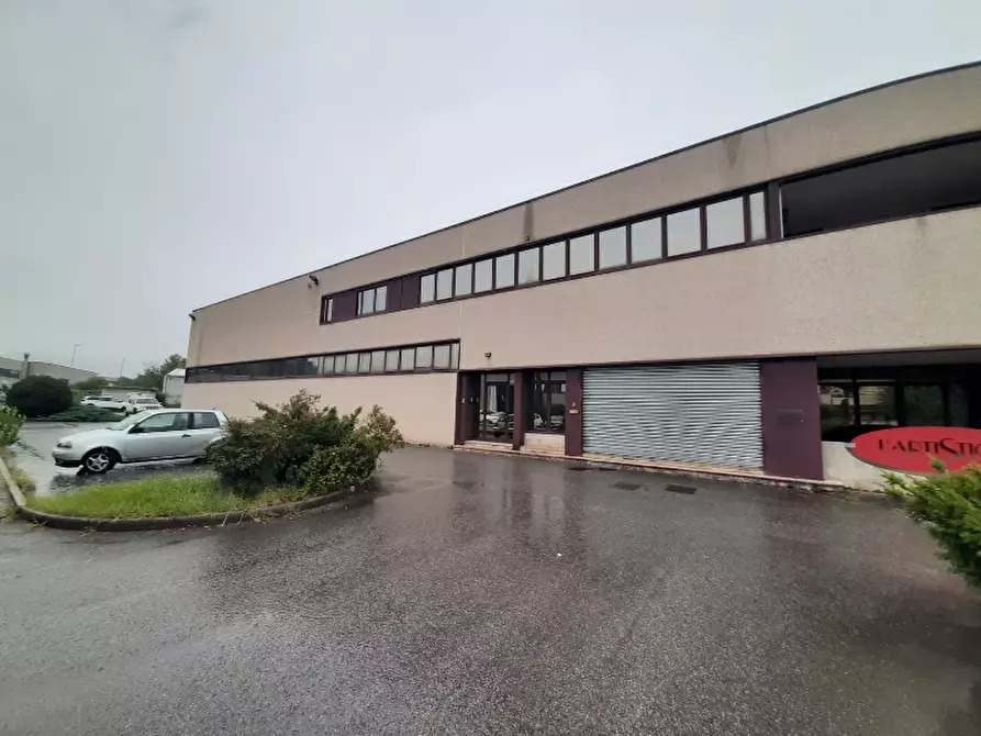 Immagine 4 di Capannone industriale in vendita  in Via Campo Mas cior a Puegnago Sul Garda