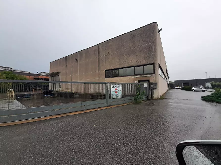 Immagine 6 di Capannone industriale in vendita  in Via Campo Mas cior a Puegnago Sul Garda