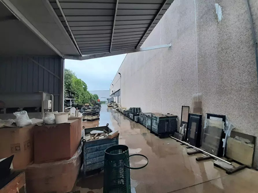 Immagine 13 di Capannone industriale in vendita  in Via Campo Mas cior a Puegnago Sul Garda