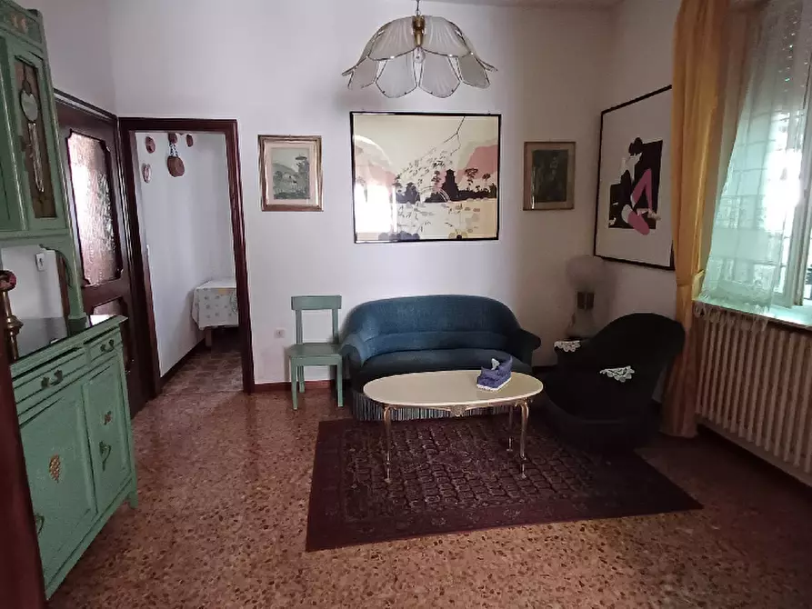 Immagine 11 di Villa in vendita  in Via Canossi a Rezzato