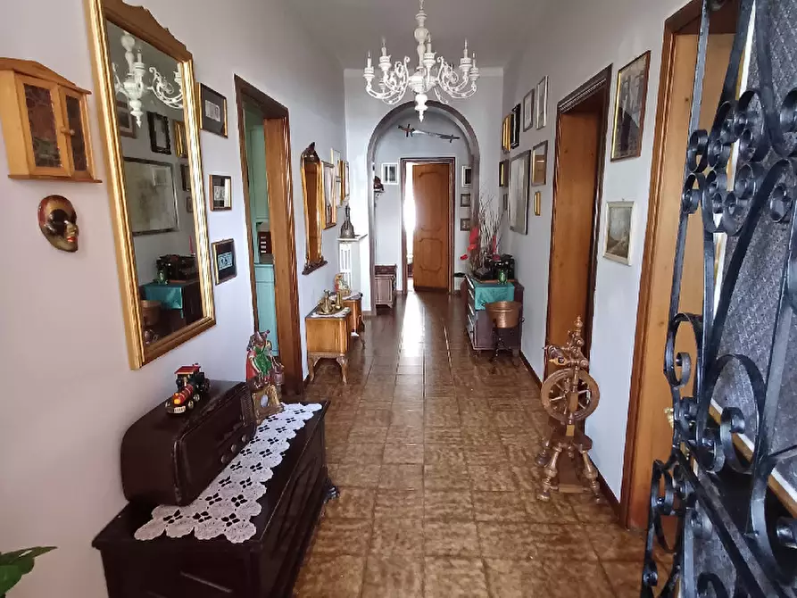 Immagine 10 di Villa in vendita  in Via Canossi a Rezzato