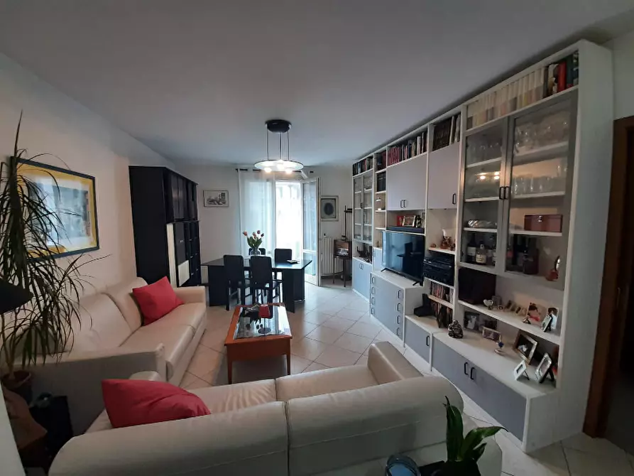 Immagine 10 di Appartamento in vendita  in Piazza della pace a Vobarno