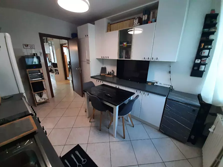 Immagine 2 di Appartamento in vendita  in Piazza della pace a Vobarno