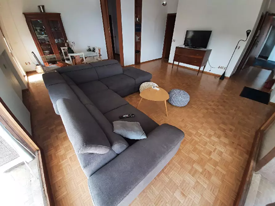 Immagine 8 di Appartamento in affitto  in Via Cornella a Gardone Riviera