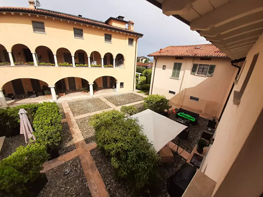 Immagine 8 di Appartamento in vendita  in Via Vedrine a Polpenazze Del Garda