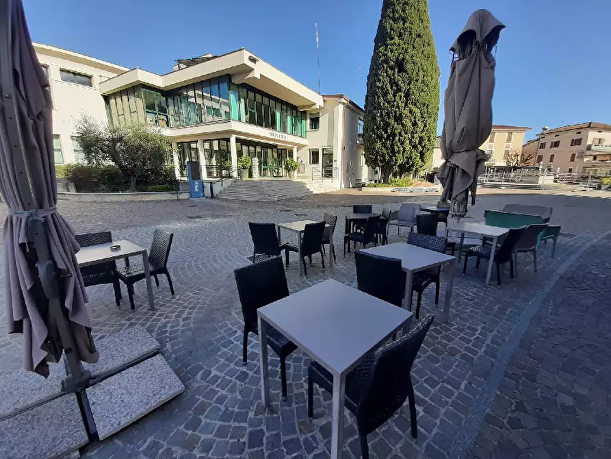 Immagine 6 di Attività commerciale in vendita  in Piazza San Martino a Moniga Del Garda