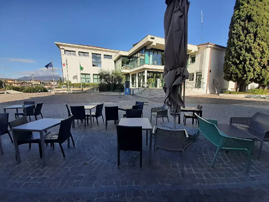 Immagine 5 di Attività commerciale in vendita  in Piazza San Martino a Moniga Del Garda