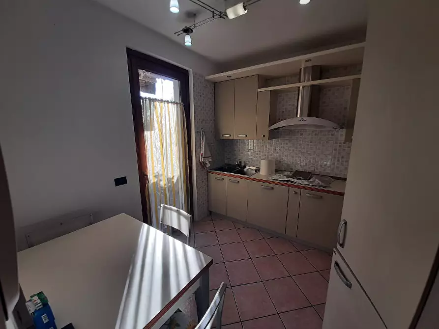 Immagine 10 di Villetta a schiera in vendita  in Via Montanina a Manerba Del Garda