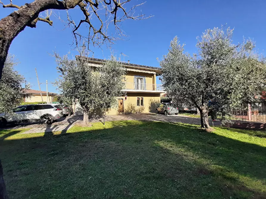 Immagine 1 di Villa in vendita  in Via Serraglie a Puegnago Sul Garda