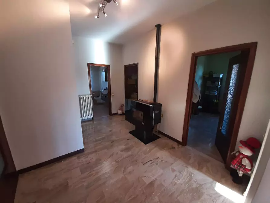 Immagine 16 di Villa in vendita  in Via Serraglie a Puegnago Sul Garda