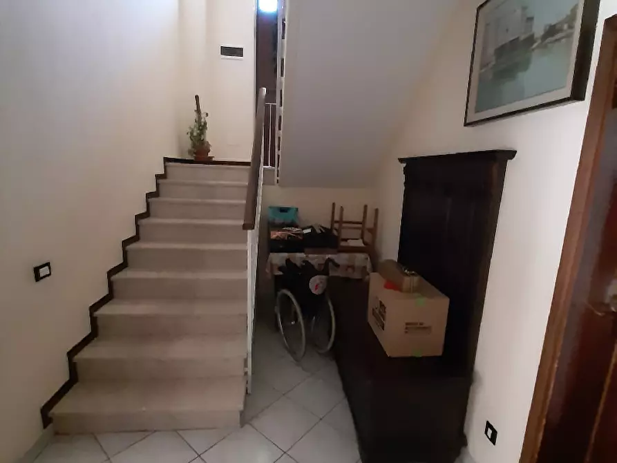 Immagine 19 di Villa in vendita  in Via Serraglie a Puegnago Sul Garda