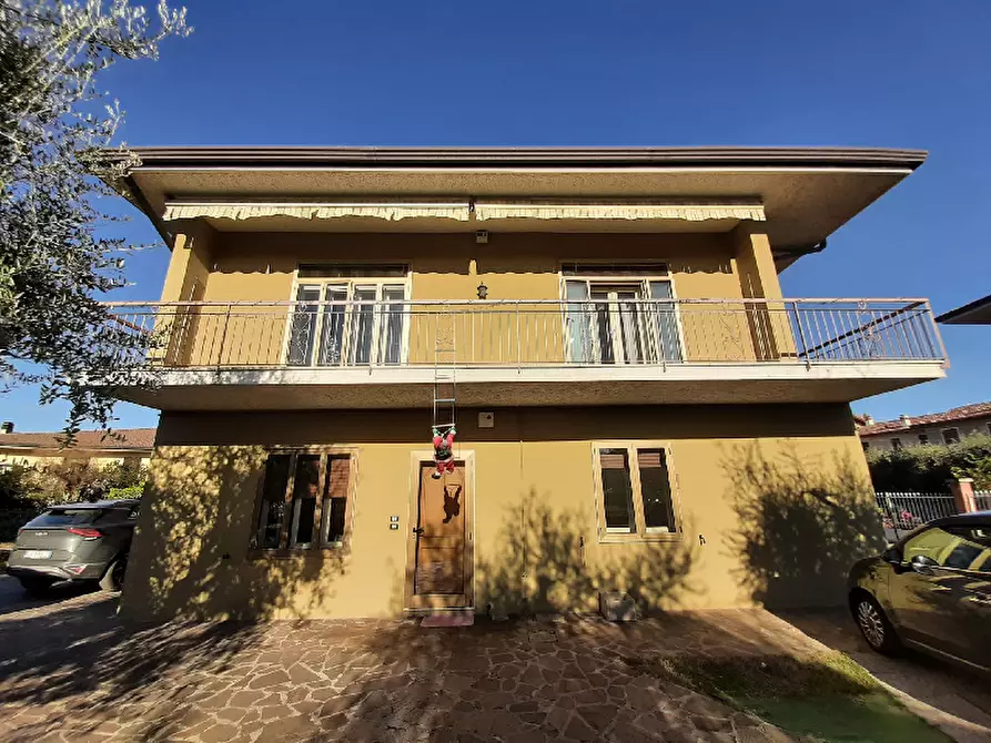 Immagine 2 di Villa in vendita  in Via Serraglie a Puegnago Sul Garda