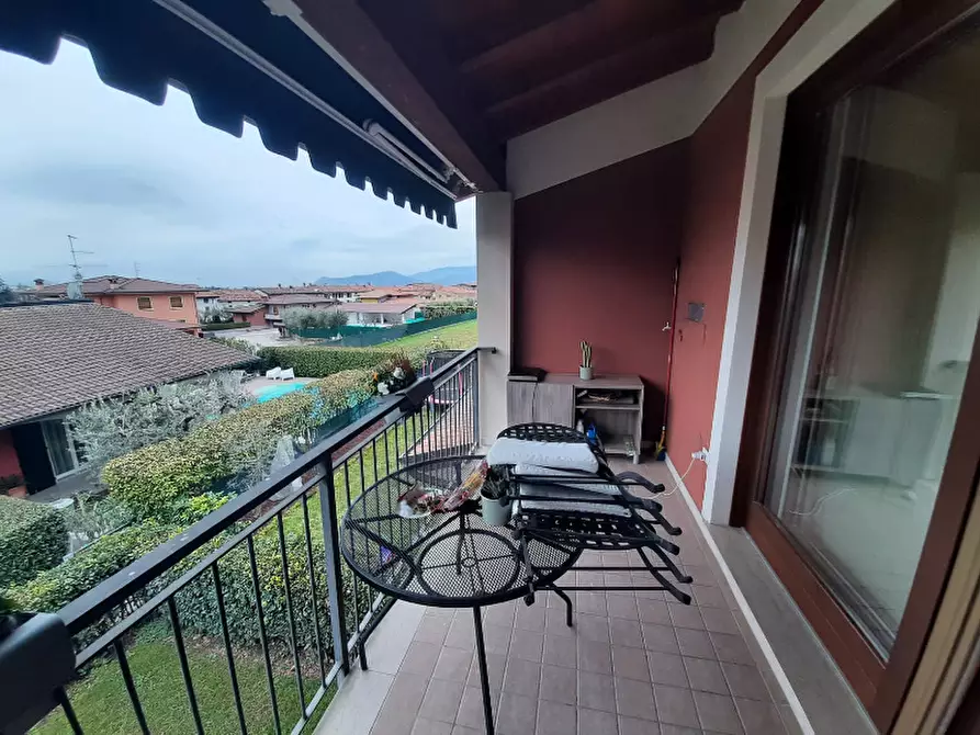 Immagine 3 di Appartamento in vendita  in Via Valtenesi a Muscoline