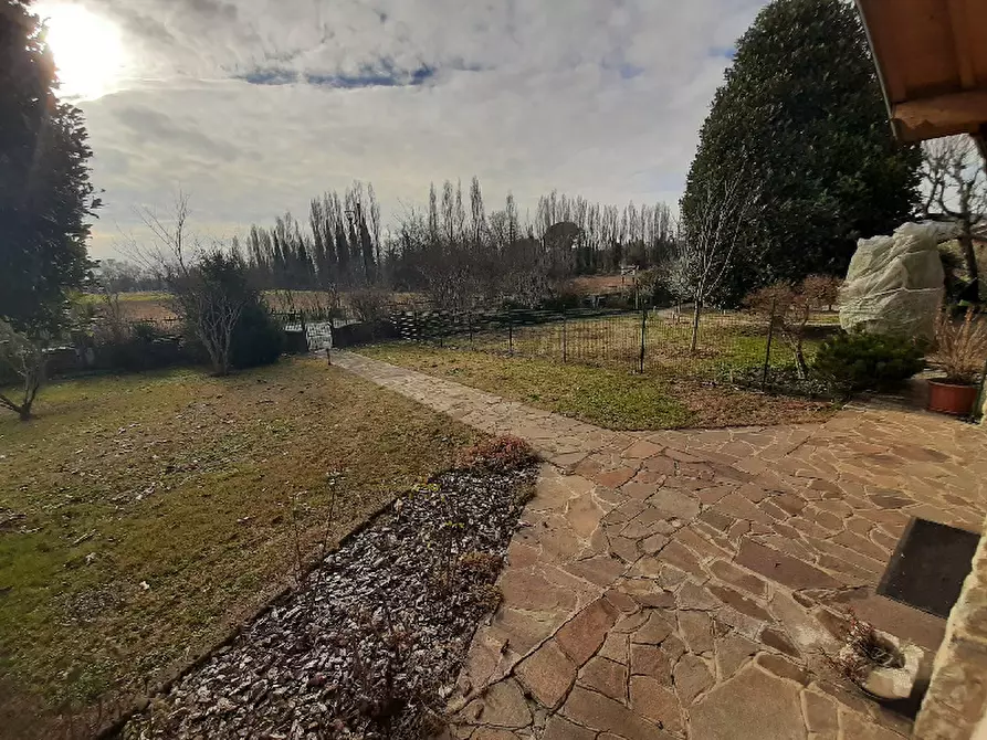 Immagine 7 di Casa bifamiliare in vendita  in Via dei colli a Manerba Del Garda