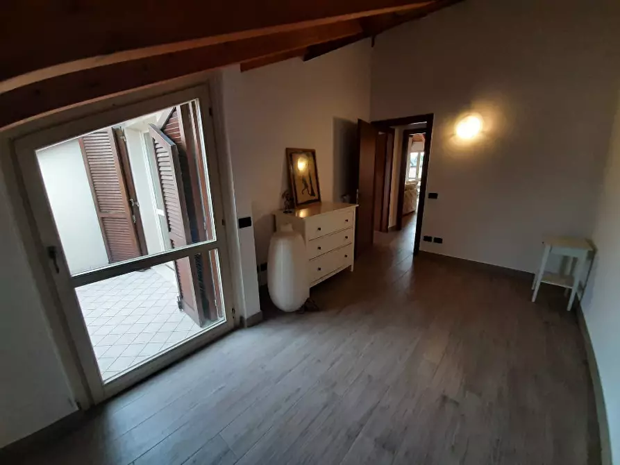 Immagine 14 di Appartamento in vendita  in Piazzale Caduti a Padenghe Sul Garda