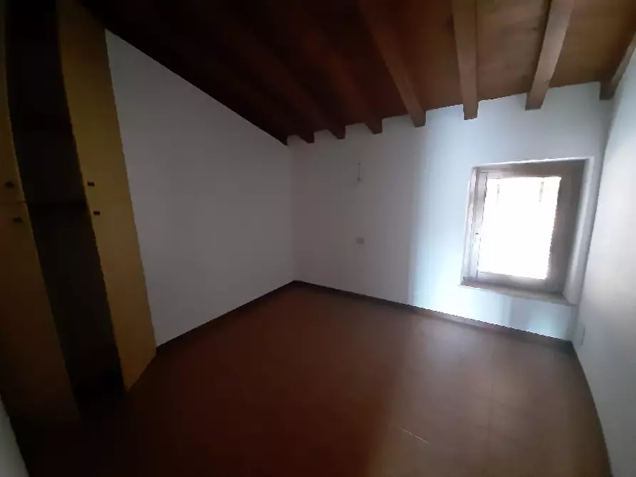 Immagine 18 di Appartamento in vendita  in Via Garibaldi, 43 a San Felice Del Benaco