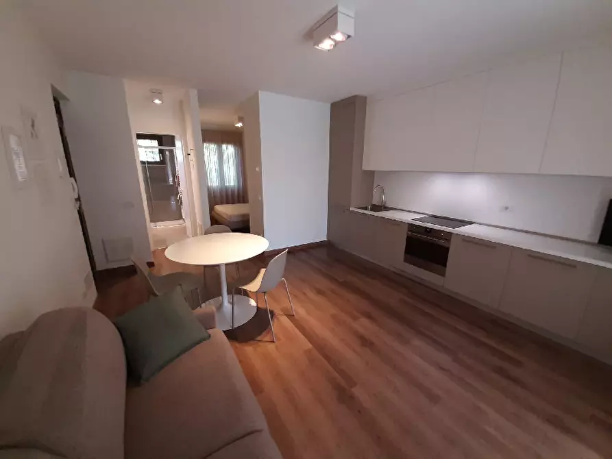 Immagine 18 di Appartamento in affitto  in Via sissiline, 1 a San Felice Del Benaco