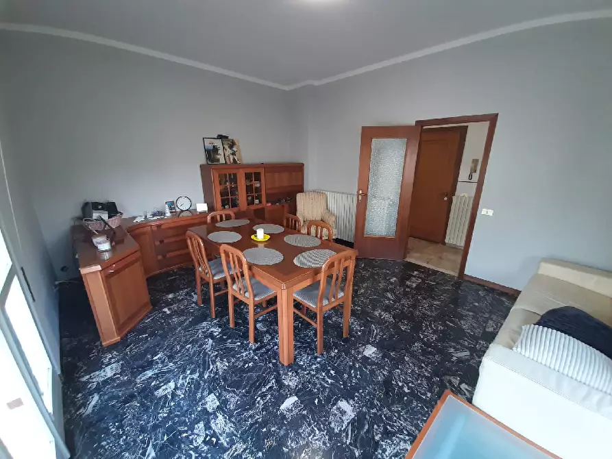 Immagine 5 di Appartamento in vendita  in Via dei gradoni a Salò