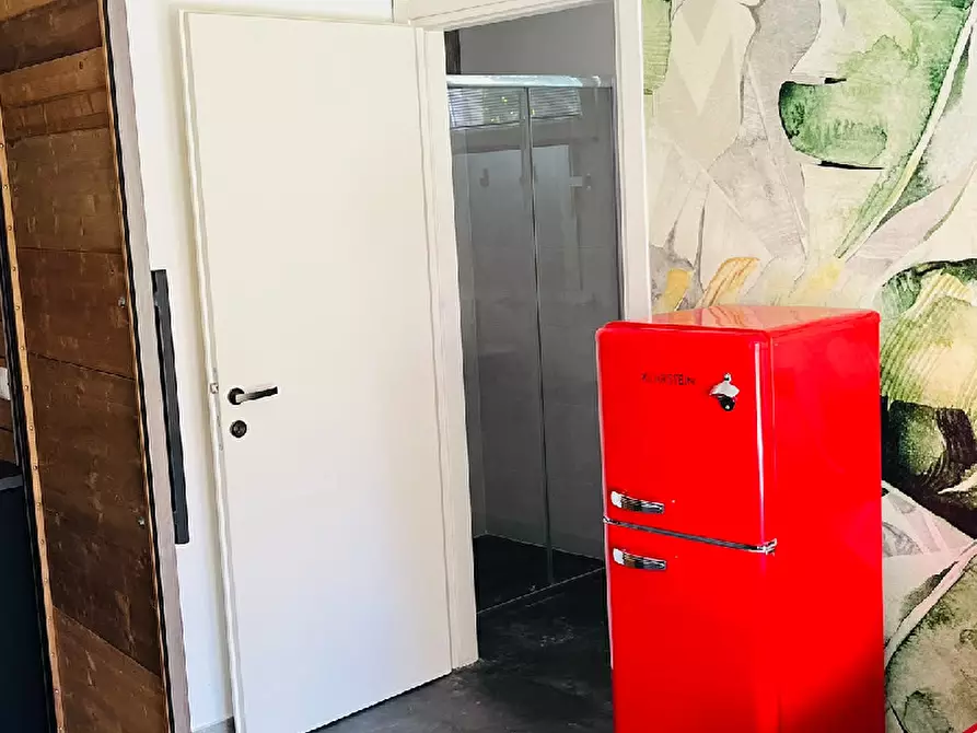 Immagine 15 di Ufficio in affitto  in Via Martiri della Patria a San Felice Del Benaco