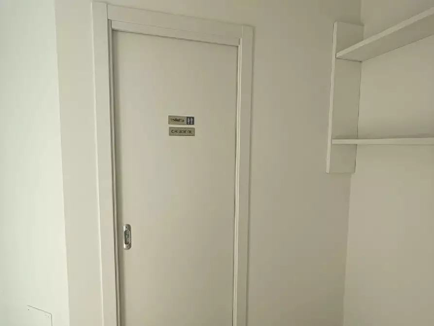 Immagine 13 di Ufficio in affitto  in Via carpen a Villanuova Sul Clisi