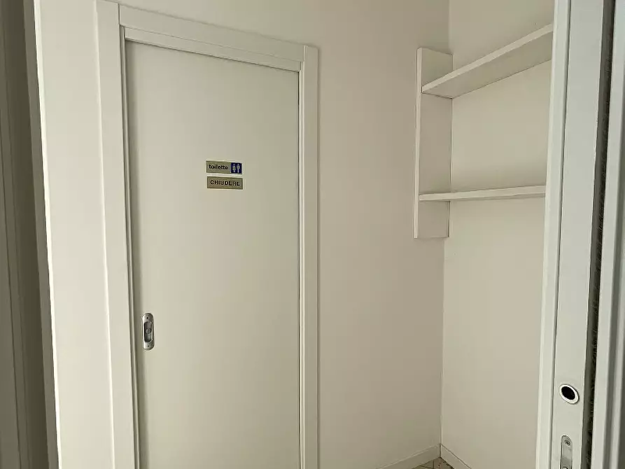 Immagine 15 di Ufficio in affitto  in Via carpen a Villanuova Sul Clisi