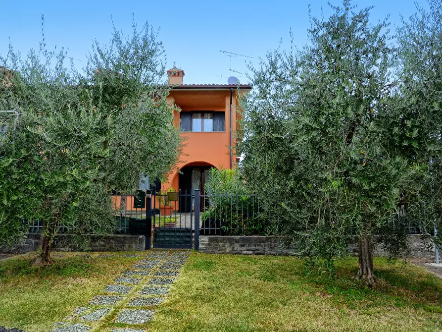 Immagine 3 di Villetta a schiera in vendita  in Via Atleti azzurri d'italia a Puegnago Sul Garda