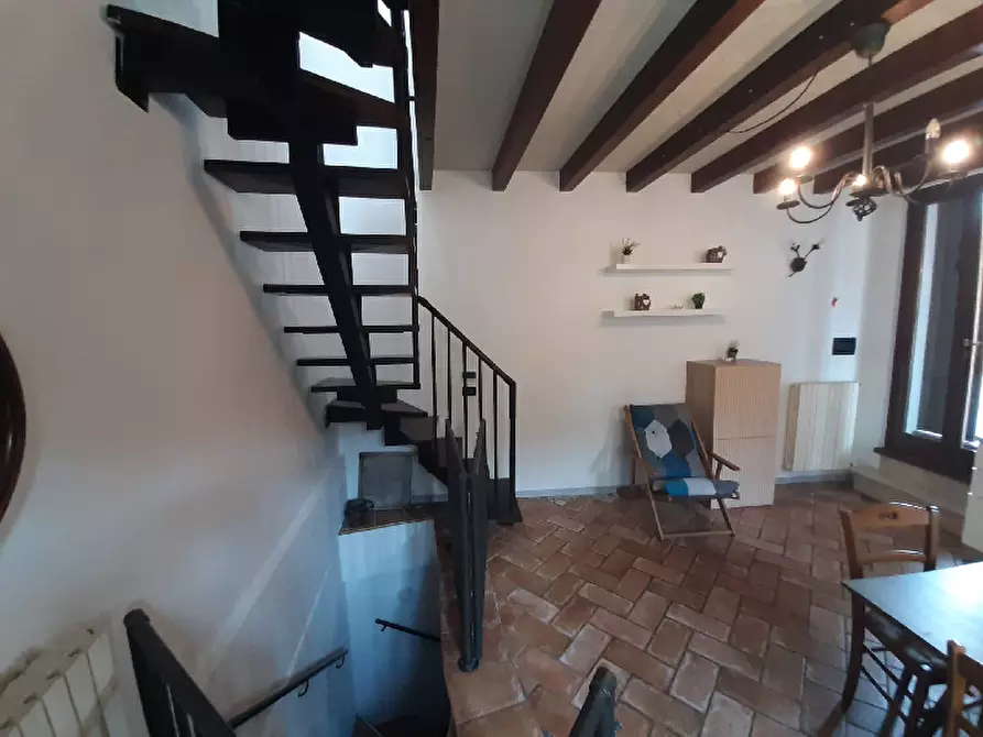 Immagine 4 di Appartamento in vendita  in Via Montesuello a Polpenazze Del Garda