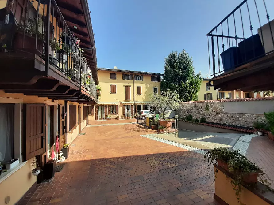 Immagine 20 di Appartamento in vendita  in Via Montesuello a Polpenazze Del Garda