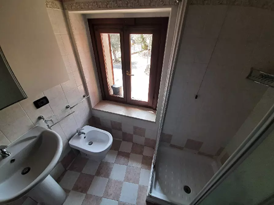 Immagine 9 di Appartamento in vendita  in Via Montesuello a Polpenazze Del Garda