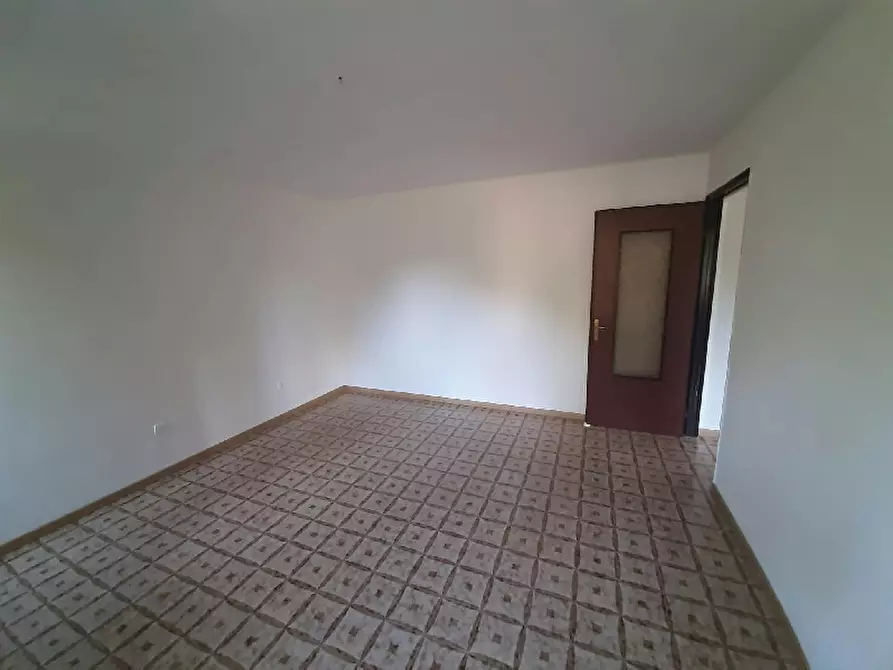 Immagine 16 di Appartamento in vendita  in Via Marconi a Roè Volciano