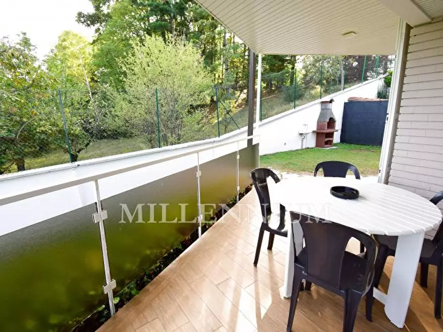 Immagine 27 di Villa in vendita  in VIA VERBANO 1 a Arona