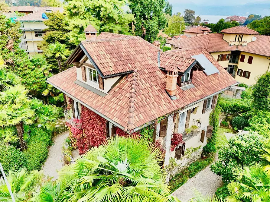 Immagine 20 di Villa in vendita  in VIA Principe Piemonte a Stresa