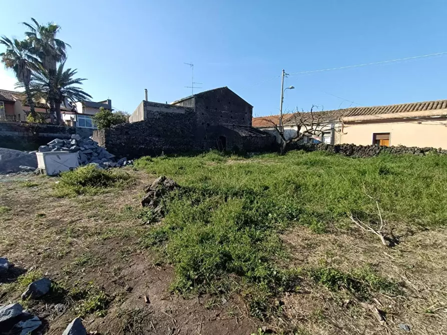 Immagine 1 di Rustico / casale in vendita  in VIA zummo a Acireale