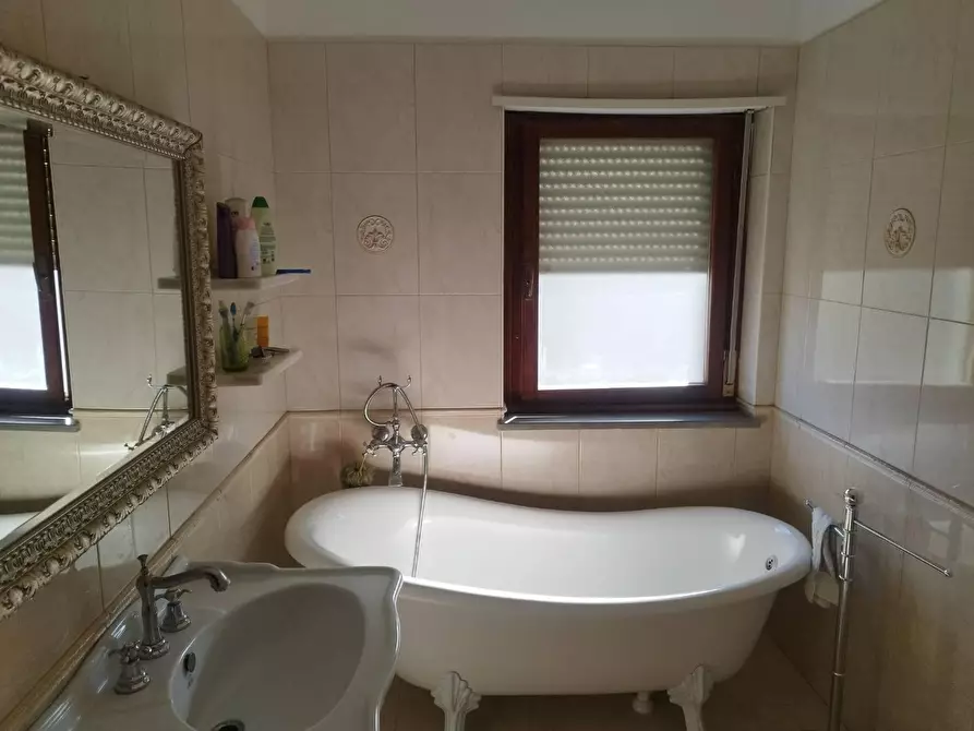 Immagine 20 di Appartamento in vendita  in VIA san francesco di sales 15 a Corigliano Calabro