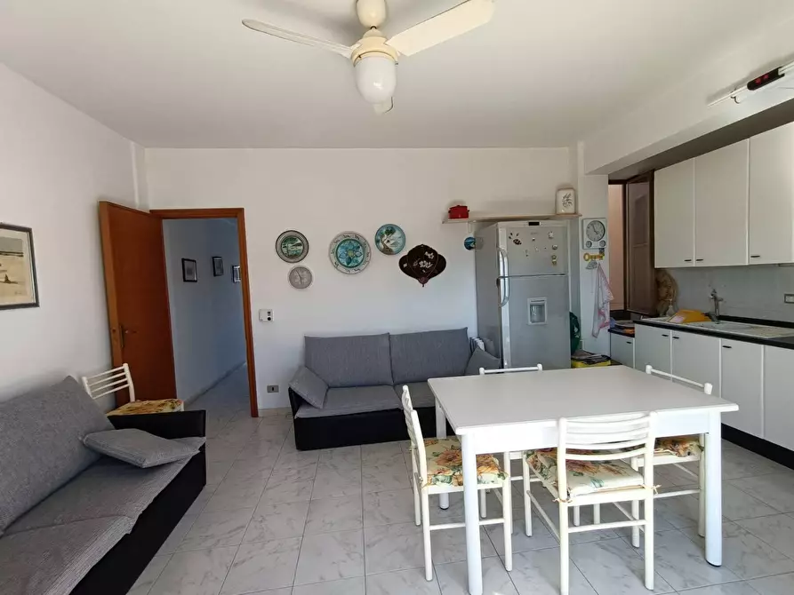 Immagine 8 di Appartamento in vendita  in VIA cale a Acireale