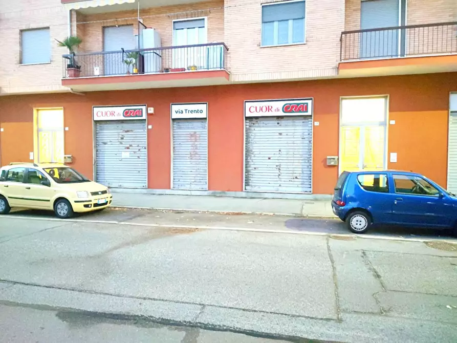 Immagine 1 di Locale commerciale in vendita  in VIA trento 15 a Grugliasco