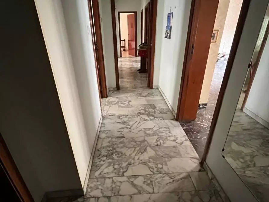 Immagine 2 di Appartamento in vendita  in VIA acri a Catanzaro