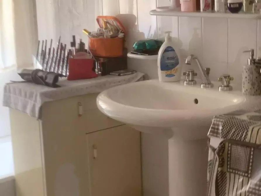 Immagine 12 di Appartamento in vendita  in VIA cucco 10 a Bagheria