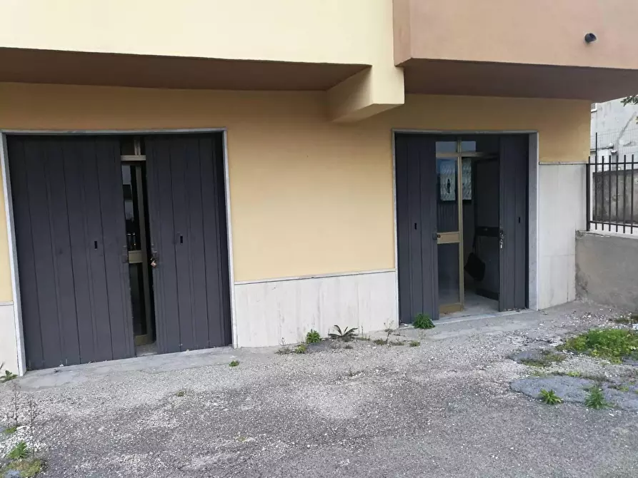 Immagine 8 di Locale commerciale in affitto  in VIA cirignano a Montesarchio