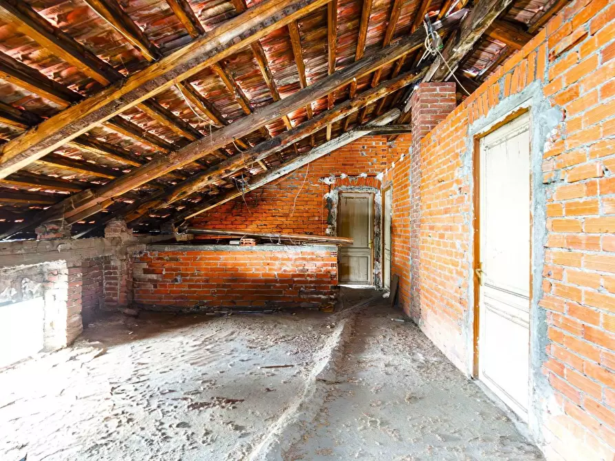 Immagine 21 di Casa bifamiliare in vendita  in VIA vittorio veneto 23 a Ciriè