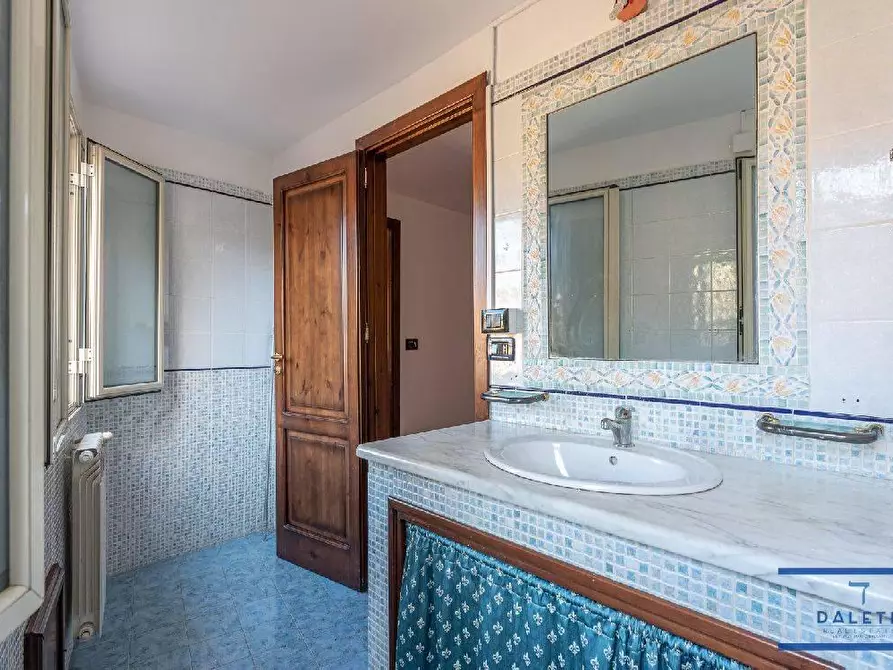 Immagine 13 di Casa indipendente in vendita  in VIA orecchiuta 1 a Palermo