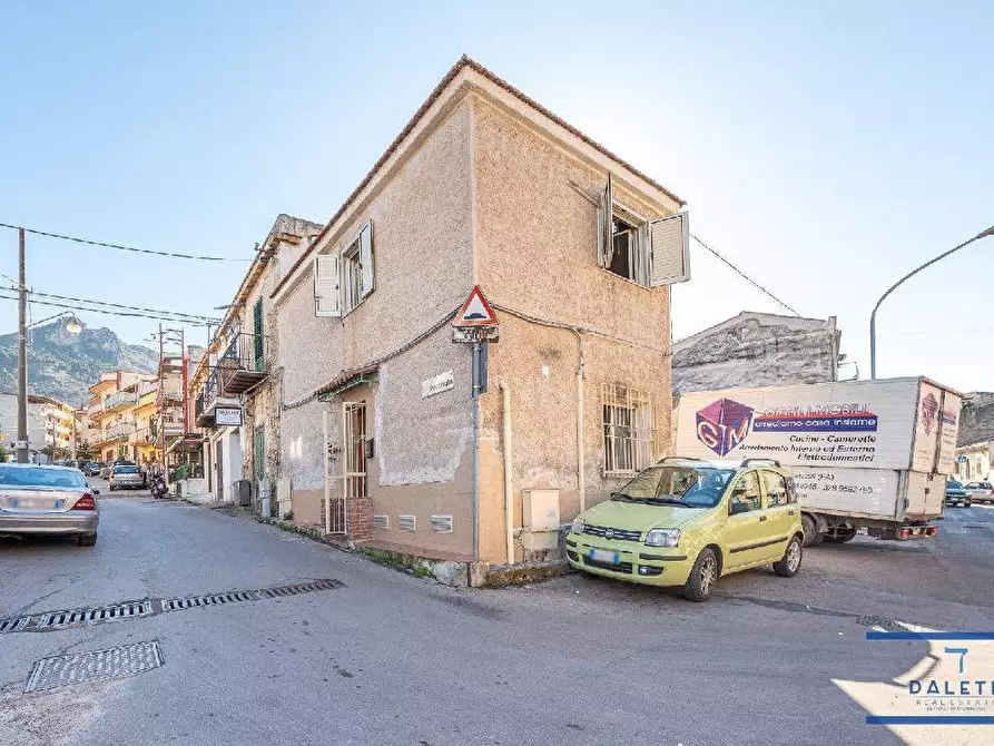Immagine 17 di Casa indipendente in vendita  in VIA orecchiuta 1 a Palermo