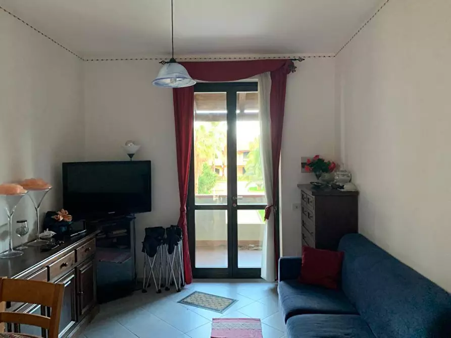 Immagine 5 di Appartamento in vendita  in VIALE himera 3 a Campofelice Di Roccella