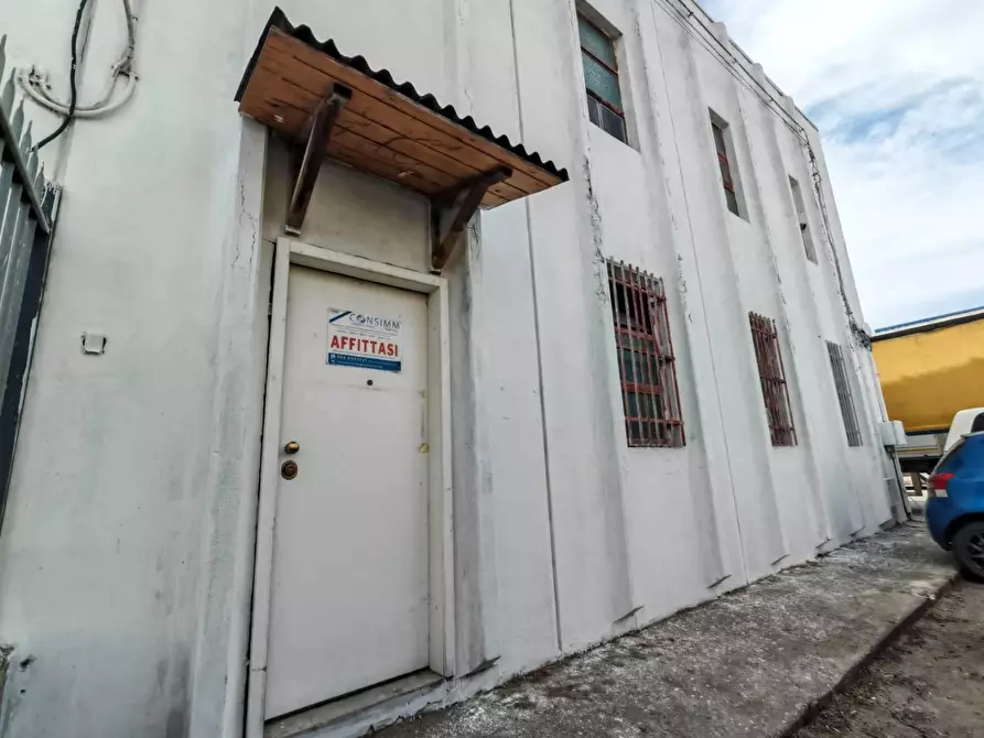 Immagine 4 di Capannone industriale in affitto  in CONTRADA serramonda a Marcellinara
