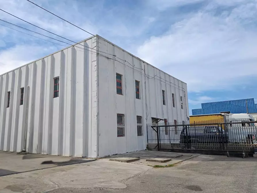 Immagine 1 di Capannone industriale in affitto  in CONTRADA serramonda a Marcellinara