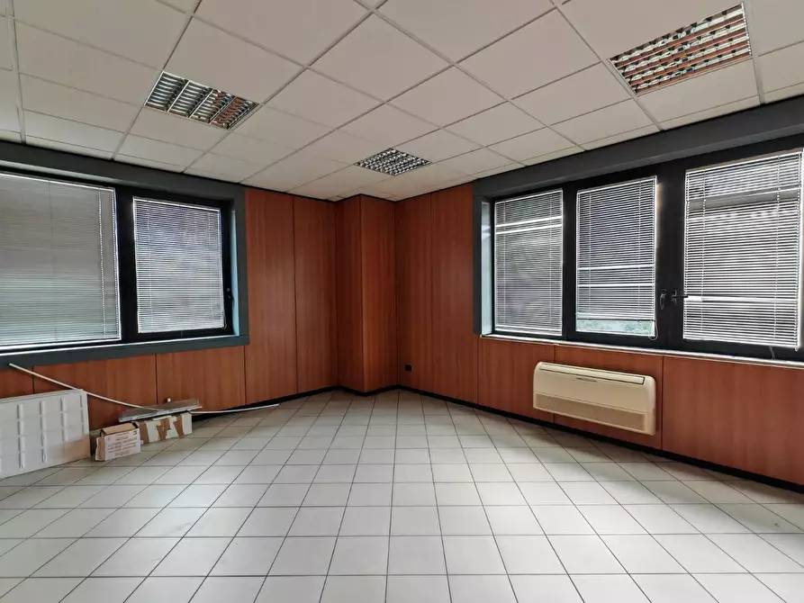 Immagine 15 di Capannone industriale in affitto  in VIA zuccherificio a Lamezia Terme