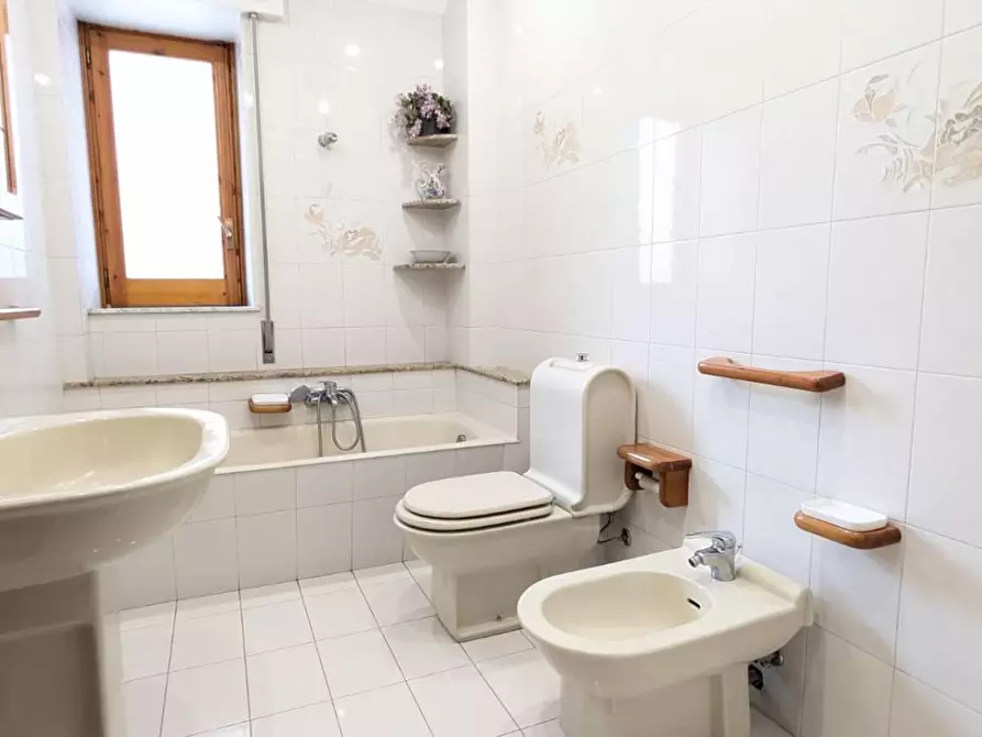 Immagine 6 di Appartamento in vendita  in VIA riccardo  wagner a Acireale