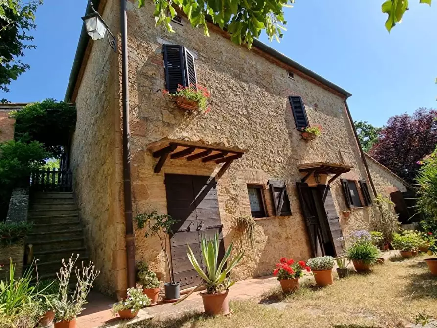 Immagine 6 di Rustico / casale in vendita  in STRADA statale  di  petriolo e castelmuzio a Pienza