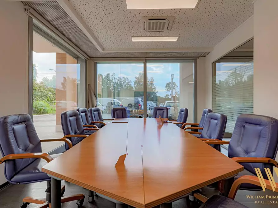 Immagine 5 di Ufficio in affitto  in VIA appia nuova 801 a Roma