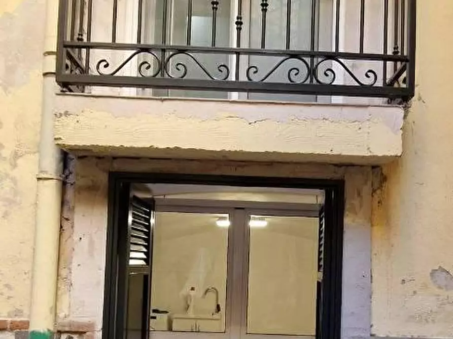 Immagine 15 di Appartamento in vendita  in VIA giardino a Torre Annunziata